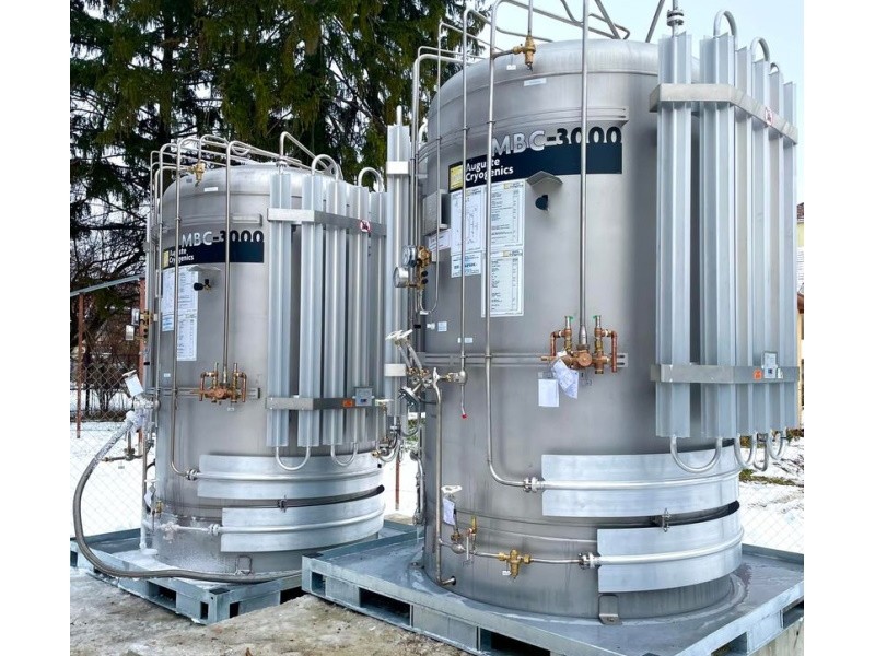 Одразу 2 нові кисневі бочки Auguste Cryogenics MBC 3000 (Словаччина) об’ємом 3 тони рідкого кисню було встановлено у Лікарні святого Мартина Одразу 2 нові кисневі бочки Auguste Cryogenics MBC 3000 (Словаччина) об’ємом 3 тони рідкого кисню було встановлено у Лікарні святого Мартина