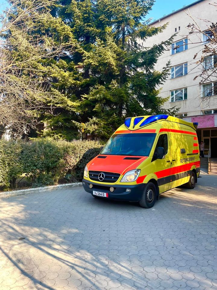Сьогодні за допомогою сучасного реанімамобіля вперше було транспортовано пацієнта до Закарпатської Обласної Клінічної Лікарні імені Андрія Новака