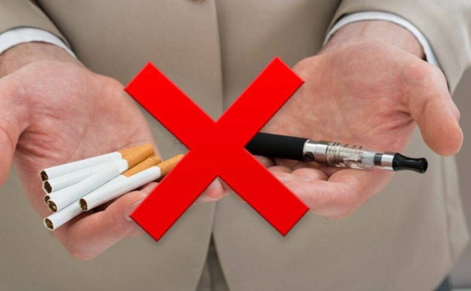 Куріння електронних пристроїв для нагрівання тютюну заборонено на рівні із сигаретами