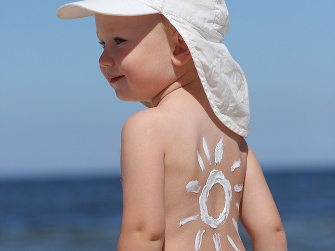 Як обрати сонцезахисний засіб для дитини?