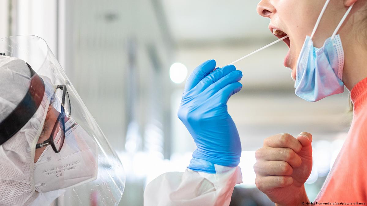 За період від 14 по 21 вересня у інфекційне відділення Лікарні святого Мартина з підтвердженим діагнозом "COVID-19" було госпіталізовано 20 людей