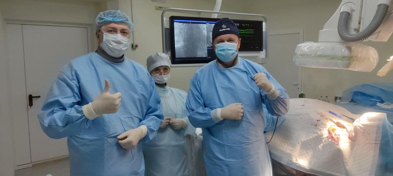 У кардіологічному відділенні лікарні успішно проведено імплантацію електрокардіостимулятора (ЕКС