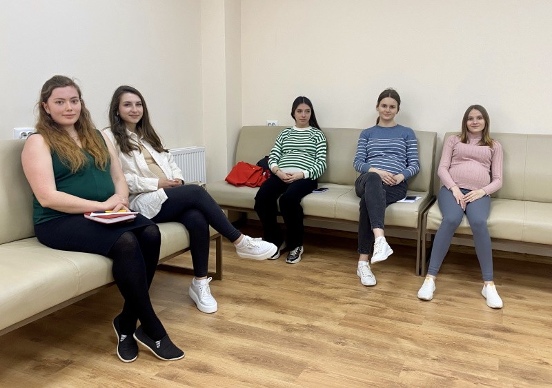 У нашу "Школу відповідального батьківства" приїжджають майбутні мами з усієї області