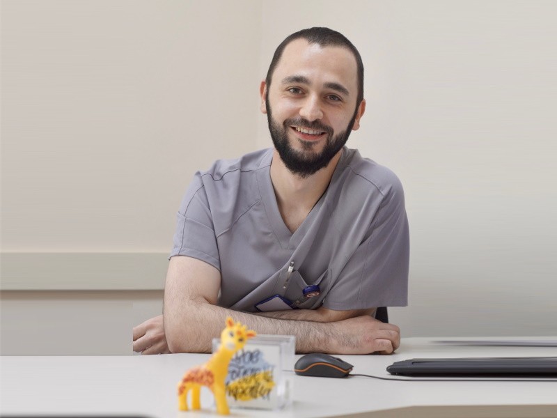 Наш ортопед-травматолог дитячий - Едуард Кушнір