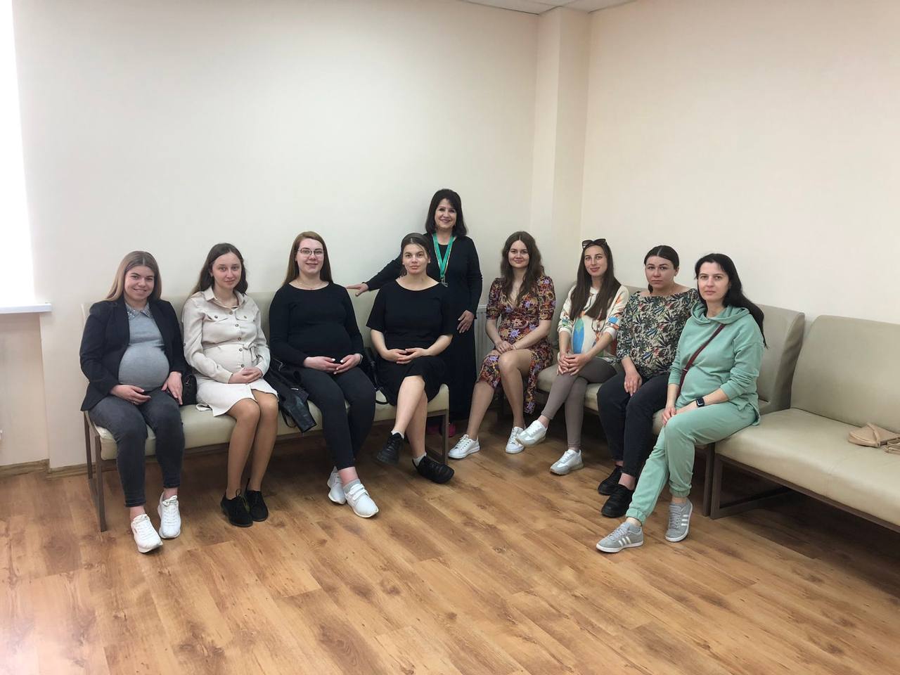 Сьогодні у Діагностичному центрі, як завжди, відбулося заняття для майбутніх мам і тат "Школа відповідального батьківства"