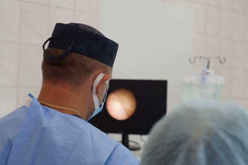 Лікування сечокам'яної хвороби лазером без розрізів та швів у Лікарні Святого Мартина