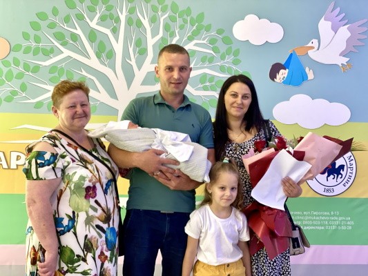 У Лікарні Святого Мартина за тиждень на світ з’явилося 50 дітей, 23 дівчинки та 27 хлопчиків.