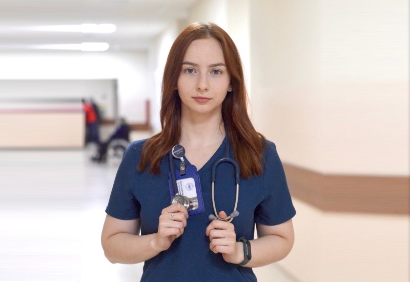 Кополовець Валерія Іванівна —лікар-анестезіолог відділення анестезіології та інтенсивної терапії