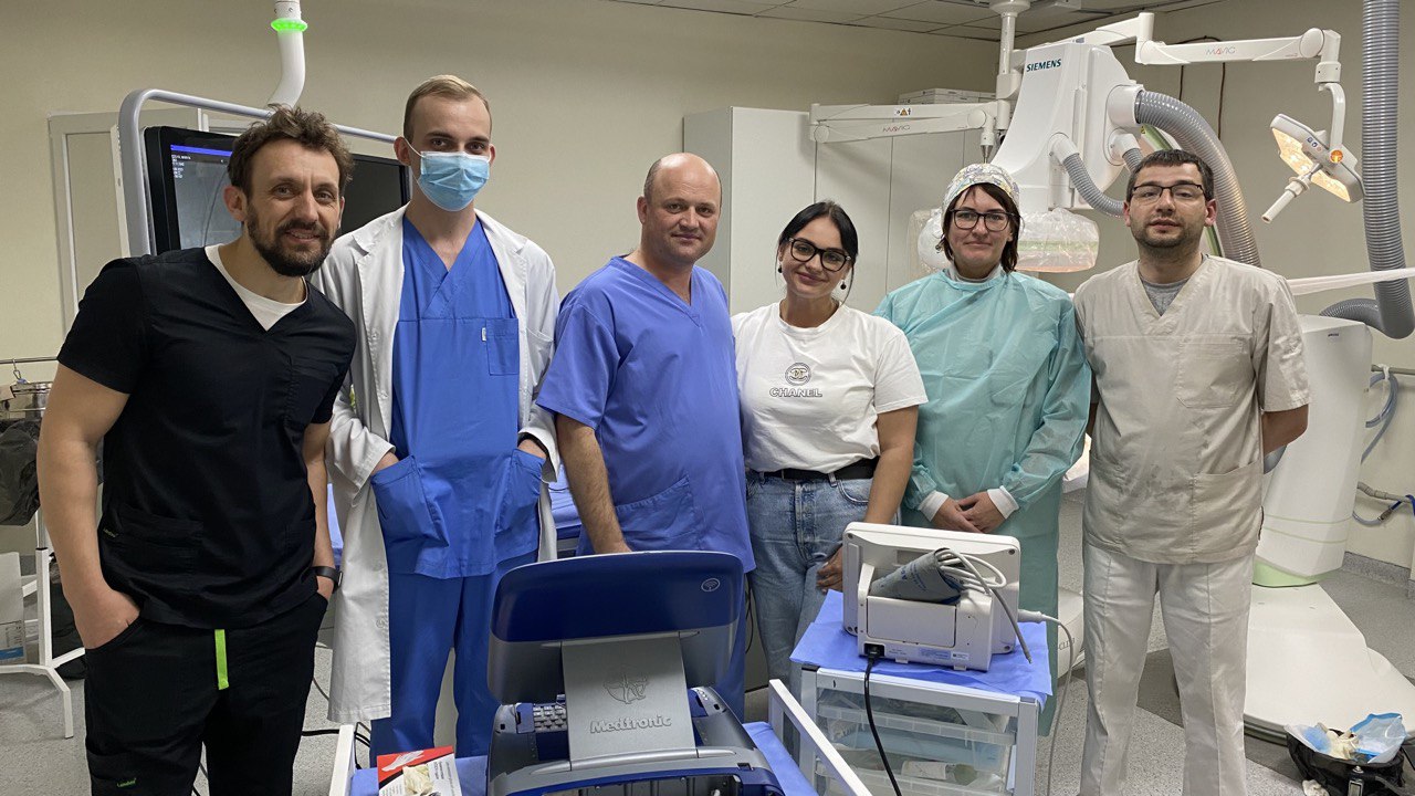 До нашої лікарні для обміну досвідом приїхали лікарі кардіологи, електрофізіологи - Красько Валерій та Сорока Святослав з Рівненської обласної клінічної лікарні імені Ю.Семенюка