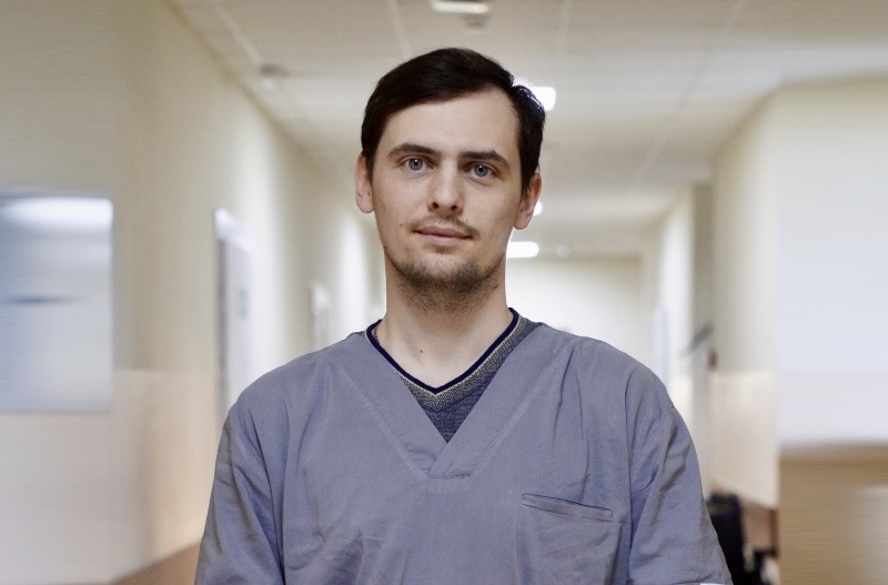 Знайомимо вас з нашим новим лікарем - терапевтом відділення екстреної медичної допомоги, Андріяшенко Ярославом Миколайовичем