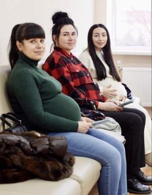 Школа відповідального батьківства проводиться щочетверга о 12:00 у Діагностичному центрі