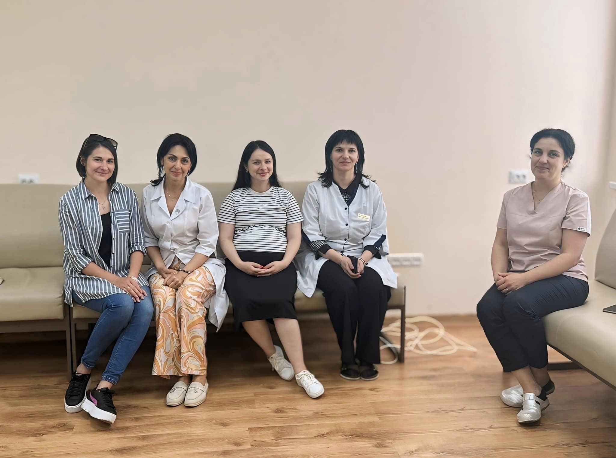 «Школа усвідомлених батьків»