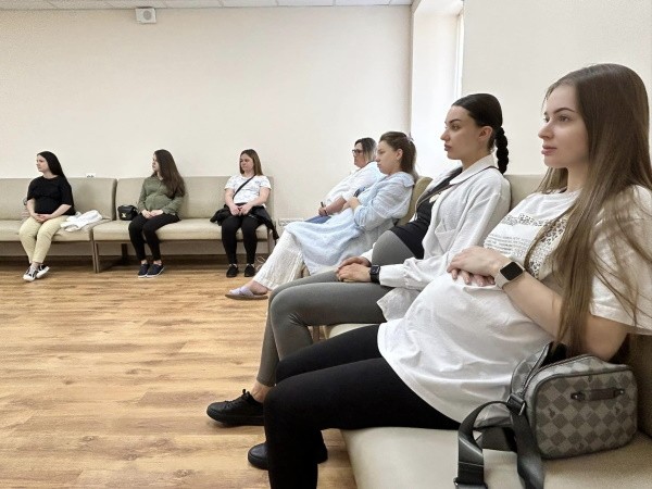 «Школа відповідального батьківства» - мамам про всі особливості годування новонароджених