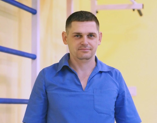 Чи можуть безоплатні послуги з реабілітації надаватися не за місцем проживання?