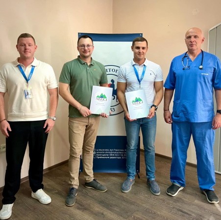 Меморандум про співпрацю між МФОЗНС «Регіон Карпат» NEEKA та КНП «Лікарня Святого Мартина»