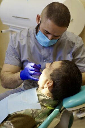 Військові та ветерани можуть безоплатно отримати комплексну стоматологічну допомогу