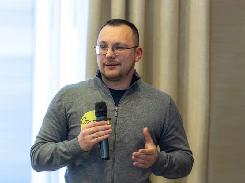 Заступник директора Лікарні Святого Мартина Станіслав Тишков проходить навчання по програмі "Leaders for Health 2.0"