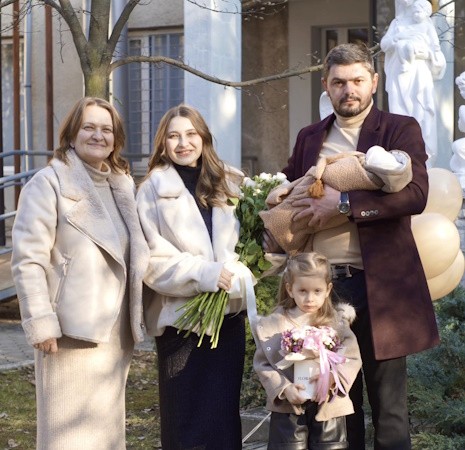 У Лікарні Святого Мартина за тиждень народилося 35 немовлят, 22 дівчинки та 13 хлопчиків