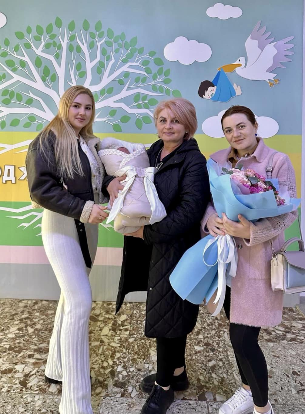 У Лікарні Святого Мартина за тиждень народилося 40 немовлят