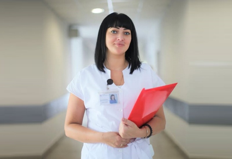 З Днем акушерки!