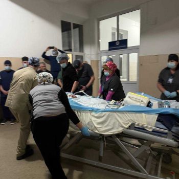 photo_5442666301223539339_y