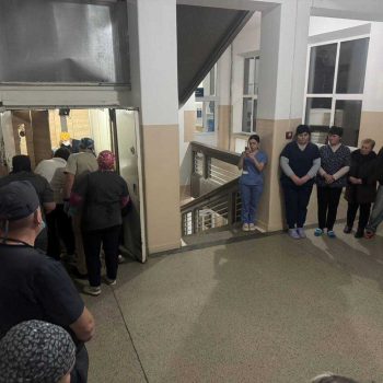 photo_5442666301223539340_y