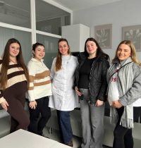 photo_5199417336606165862_y