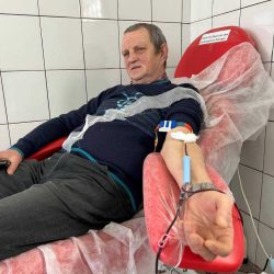 photo_5257991997509801251_y