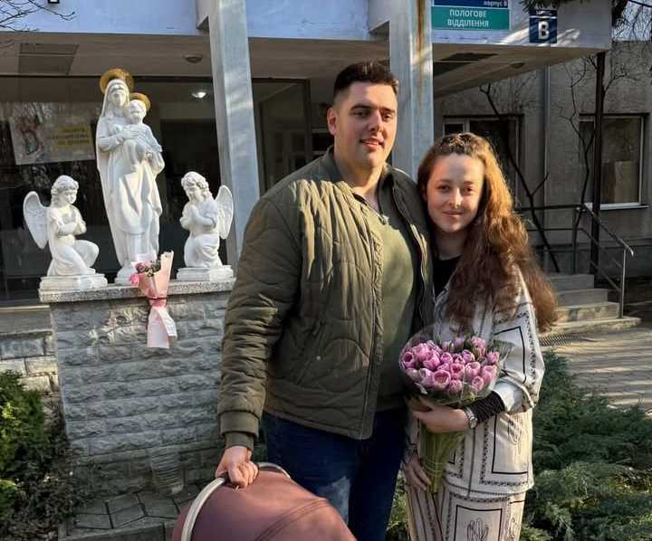 У Лікарні Святого Мартина за тиждень народилося 34 немовля