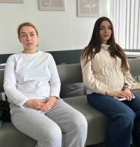 photo_5321536146028303796_y