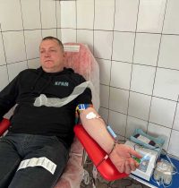 photo_5337264921856645621_y