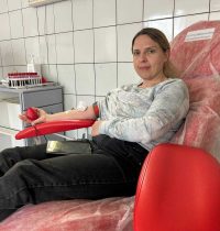 photo_5337264921856645628_y