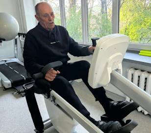 Інсульт завжди стається раптово