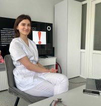 photo_5409212422997873967_y