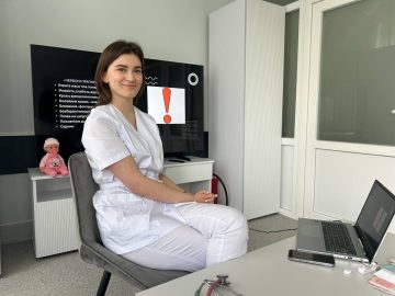 У Лікарні Святого Мартина відбулося чергове заняття в «Академії вагітності»