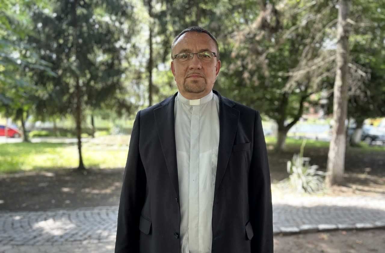 У Лікарні Святого Мартина розпочав служіння медичний капелан У Лікарні Святого Мартина розпочав служіння медичний капелан