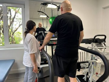 У реабілітаційному відділенні Лікарні Святого Мартина триває відновлення українського захисника — В’ячеслава Кучковського, прикордонника 1-го загону