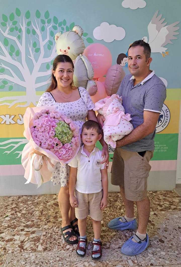 👶У Лікарні Святого Мартина за тиждень народилося 25 немовлят — 12 дівчаток та 13 хлопчиків. Серед них — одна двійня!